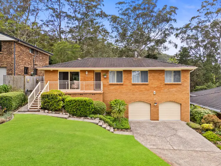 15 Valley View Road, Wyoming NSW 2250