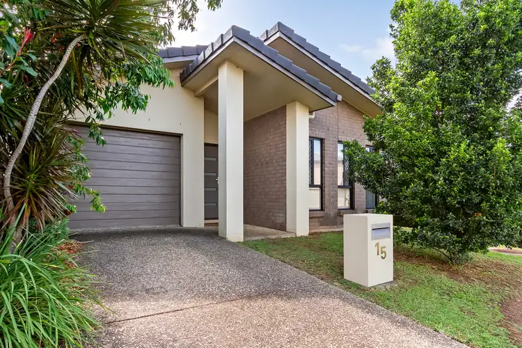 15 Manhattan Crescent, North Lakes QLD 4509