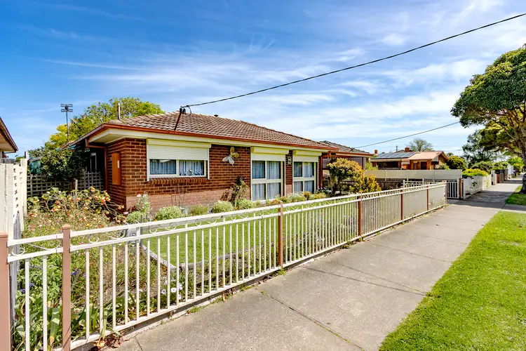 Main view of Homely house listing, 194 Dawson Street, Sale VIC 3850