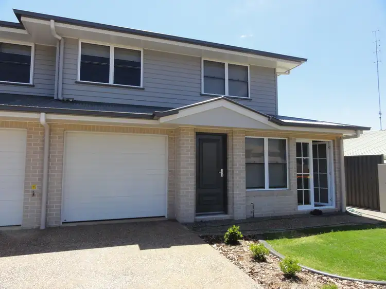 3/303 Stenner Street, Centenary Heights QLD 4350