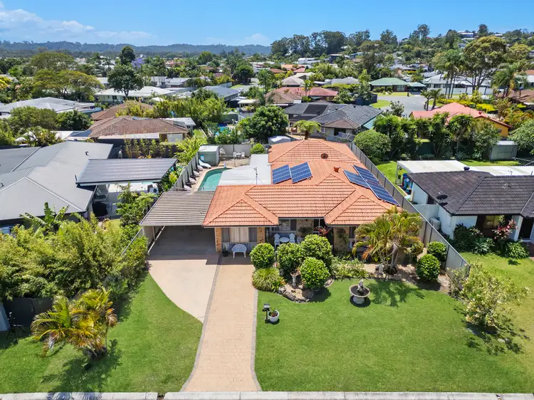 76 Saffron Street, Elanora QLD 4221