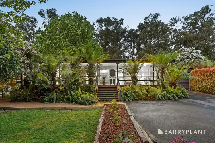 156 Emerald Monbulk Road, Emerald VIC 3782