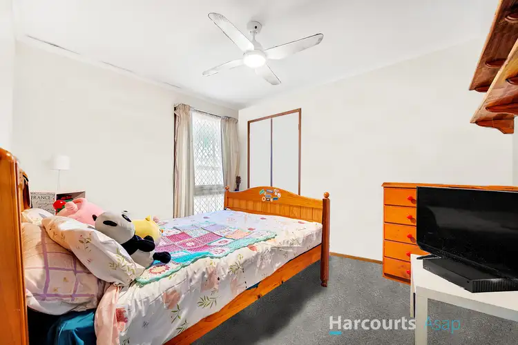 Fifth view of Homely house listing, 9 Kara Walk, Cranbourne VIC 3977