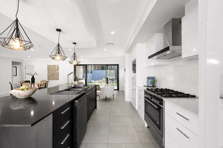 Sixth view of Homely house listing, 6/7 Oasis Close, Manly West QLD 4179