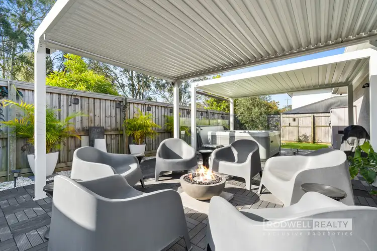 76 Bayswood Circuit, Redland Bay QLD 4165