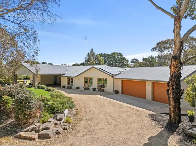 10 Menzels Road, Bellbrae VIC 3228