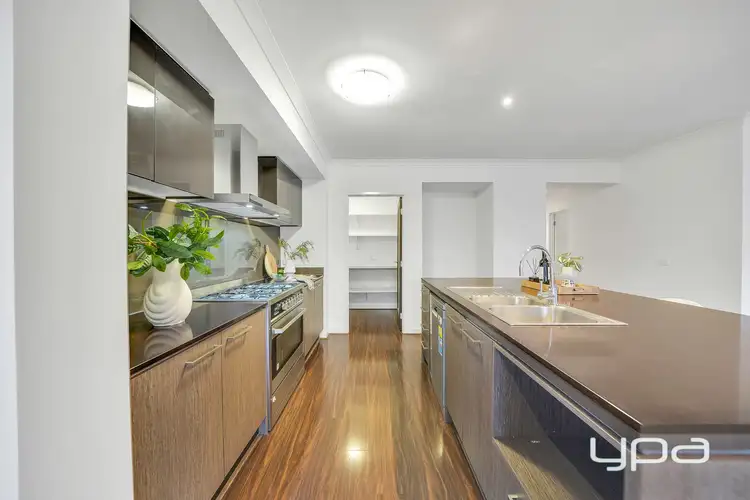 Fifth view of Homely house listing, 8 Atkinson Close, Point Cook VIC 3030