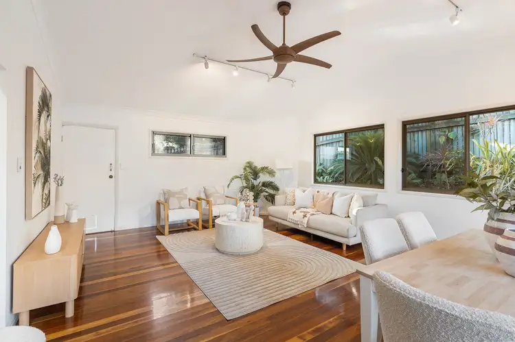 14 Agnes Street, Shorncliffe QLD 4017