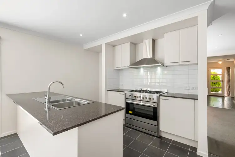 Second view of Homely house listing, 5 Leo Court, Bannockburn VIC 3331