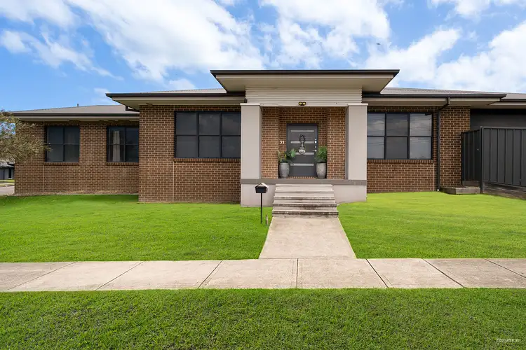 21 Blantyre Road, Macquarie Hills NSW 2285