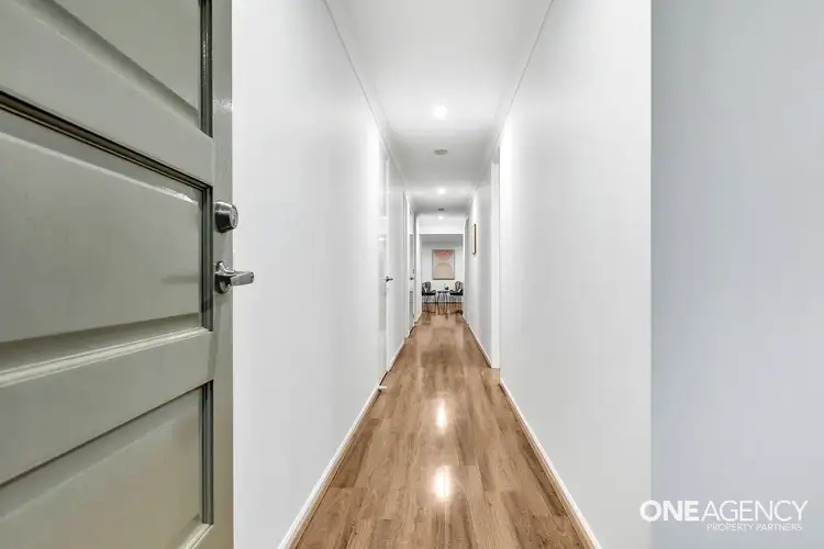 Fifth view of Homely house listing, 8 Devonport Court, Taylors Hill VIC 3037