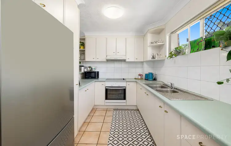Third view of Homely apartment listing, 4/18 Chelmsford Avenue, Lutwyche QLD 4030