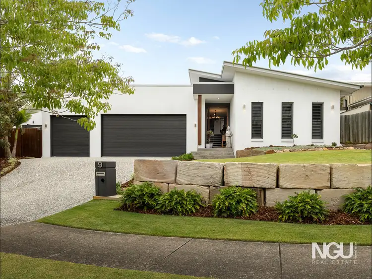 9 Lomandra Court