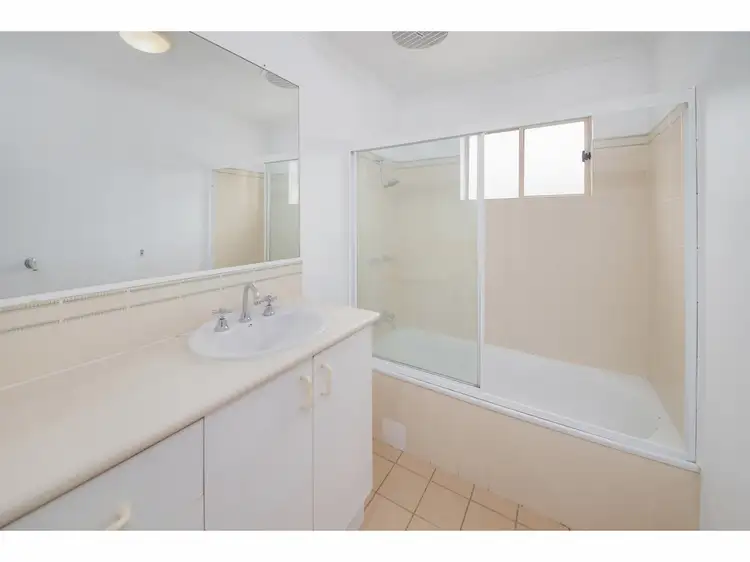 Sixth view of Homely unit listing, 11/17 Ortive Street, Yeronga QLD 4104