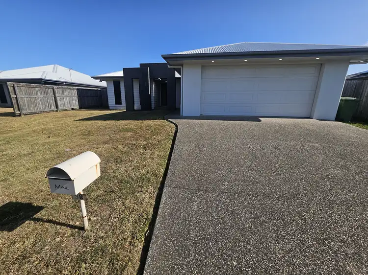 38 Dickens Avenue, Ooralea QLD 4740