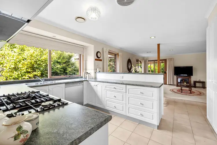 Sixth view of Homely house listing, 4 Murray Close, Frankston VIC 3199