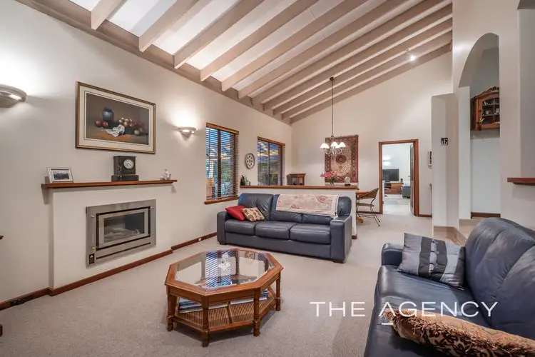 Sixth view of Homely house listing, 4 Rountree Way, Marmion WA 6020