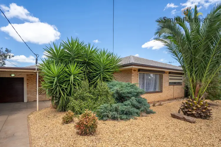 5 Boronia Avenue