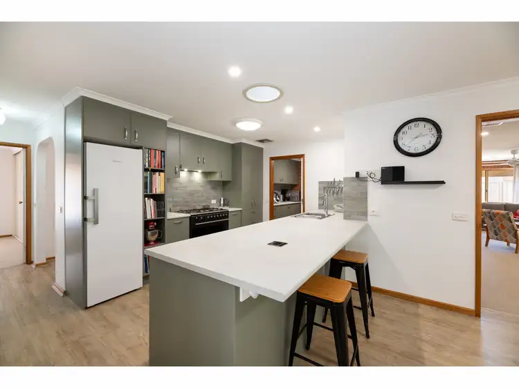 Fifth view of Homely house listing, 2 Darri Drive, Springdale Heights NSW 2641