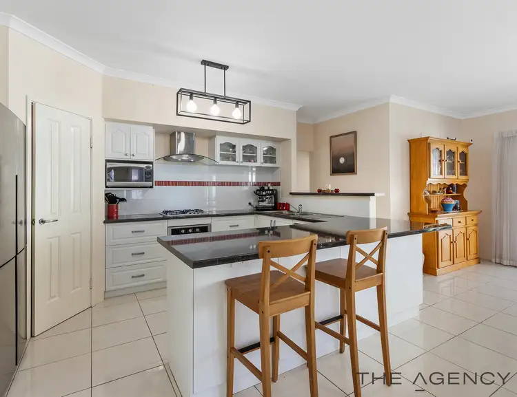9A Tavistock Crescent