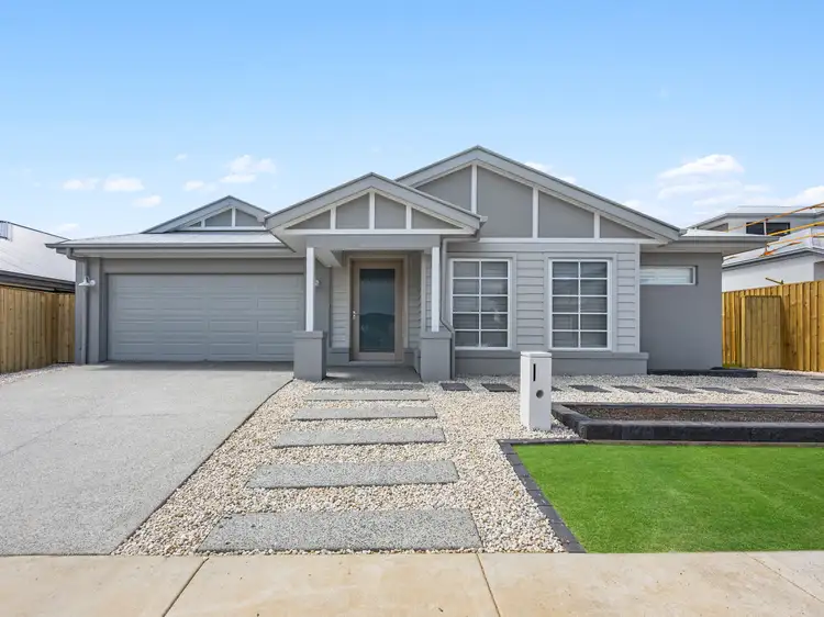 14 Explorers Road, White Rock QLD 4306