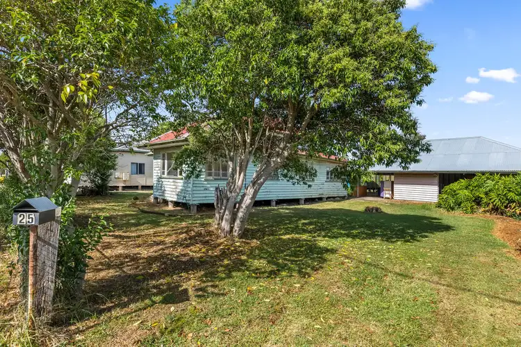 25 Forde Street, Allora QLD 4362