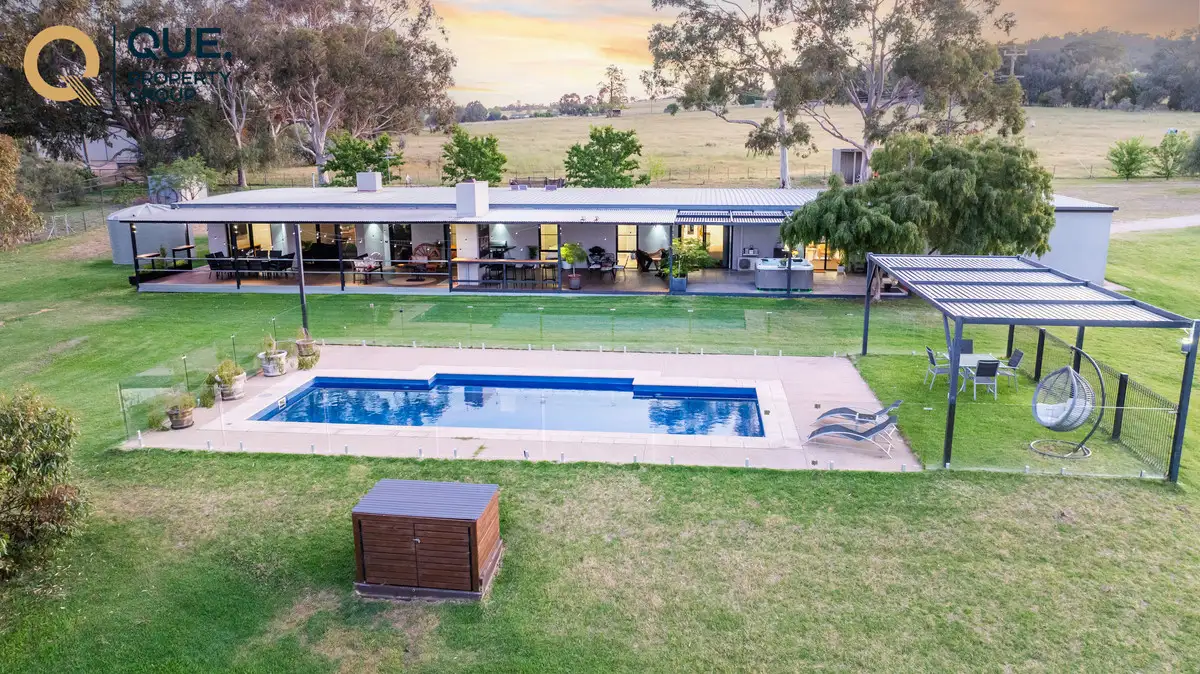 Main view of Homely house listing, 19 Raven Close, Table Top NSW 2640