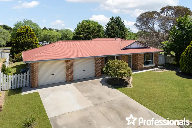 Main view of Homely house listing, 3 Wentworth Drive, Kelso NSW 2795