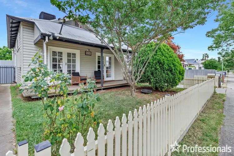 20 Broad Street, Wagga Wagga NSW 2650