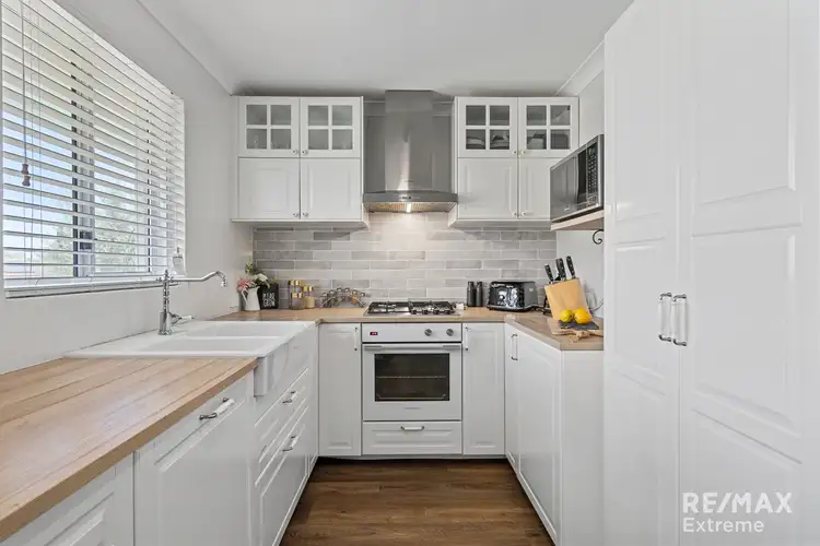 25 Estuary Way