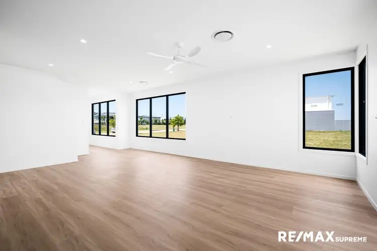 Sixth view of Homely house listing, 8938 The Point Circuit, Hope Island QLD 4212