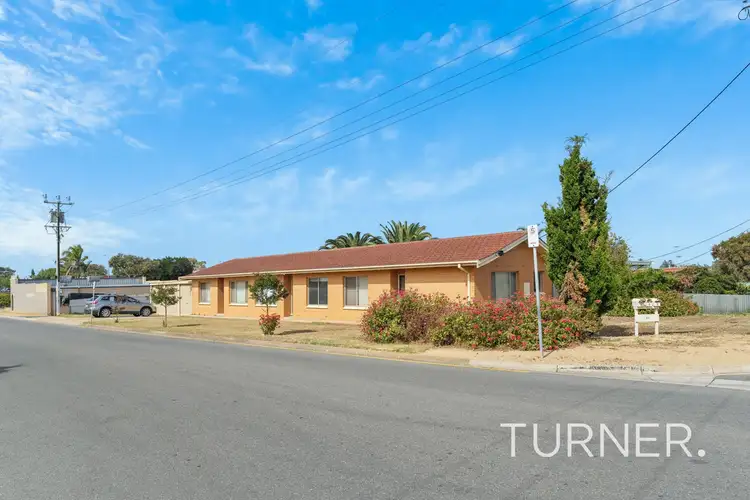 Units 1, 2 & 3/28 Deemster Avenue, Christies Beach SA 5165