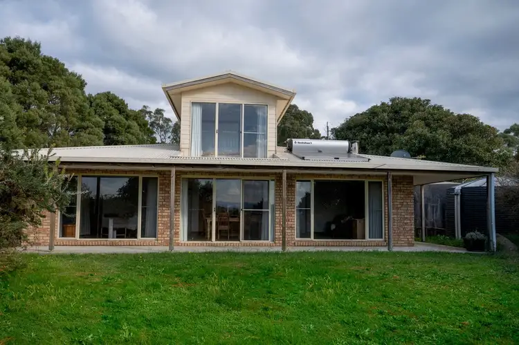 63 Old Telegraph Road East, Rokeby VIC 3821