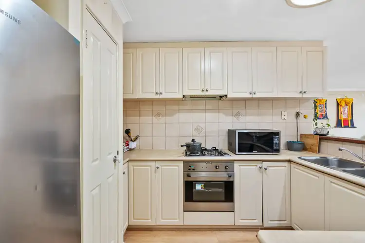 281A Corinthian Road East