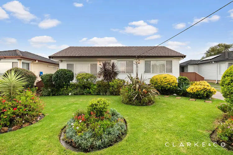52 Redbill Drive, Woodberry NSW 2322