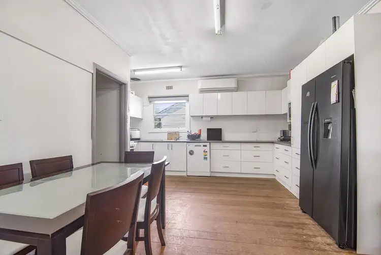 Fifth view of Homely house listing, 115-119 Raglan Street, Sale VIC 3850