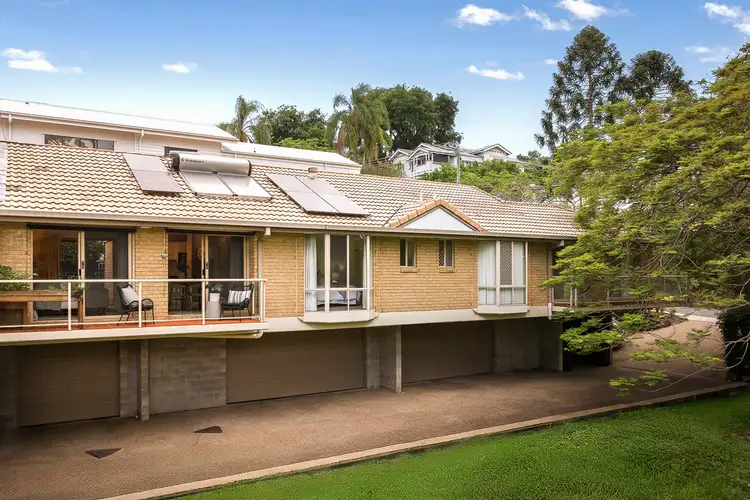 2/27 Dovercourt Road, Toowong QLD 4066