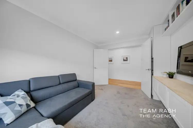 Sixth view of Homely house listing, 2 Caloria Chase, Caversham WA 6055
