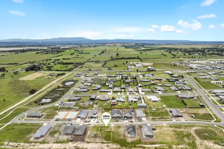 16 Jack Brawn Avenue, Churchill VIC 3842