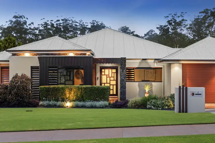 Second view of Homely house listing, 8 Brimblecombe Drive, Middle Ridge QLD 4350