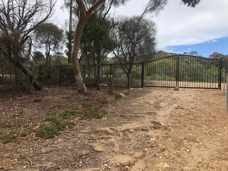 16 Jubilee Drive, Coffin Bay SA 5607