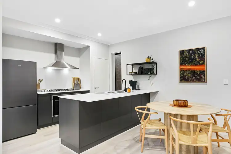 Sixth view of Homely house listing, 4 Helcia View, Treeby WA 6164