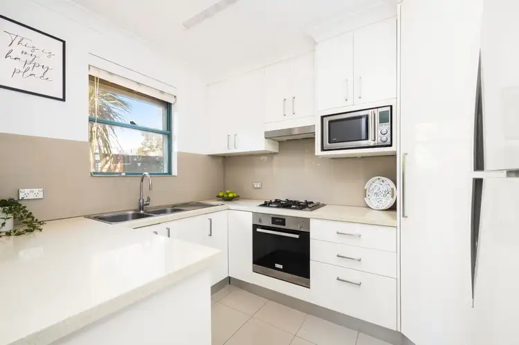 Fourth view of Homely apartment listing, 4/737-739 Pittwater Road, Dee Why NSW 2099