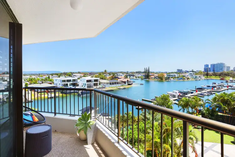 20/5 Admiralty Drive, Paradise Waters QLD 4217