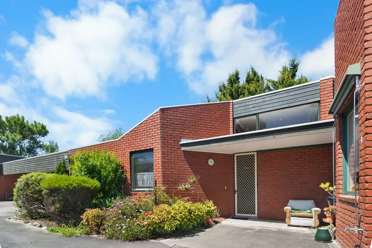 2/97 Marley Street, Sale VIC 3850