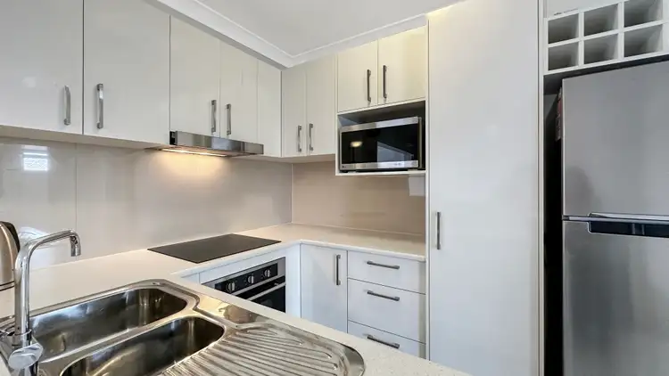 Third view of Homely apartment listing, 26/10-14 Purli Street, Chevron Island QLD 4217