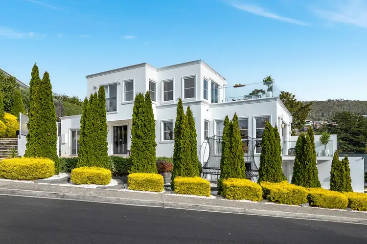 7 Dresden Street, Sandy Bay TAS 7005