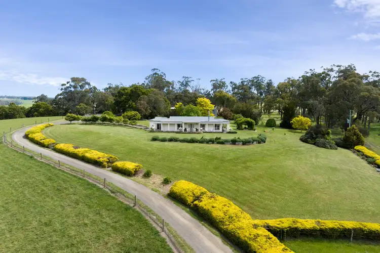160 Centre Spur Road