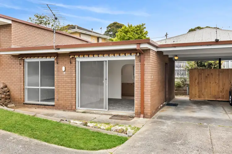 Main view of Homely unit listing, 4/145 Barrabool Road, Highton VIC 3216