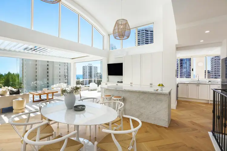 18/5-7 Cronin Avenue, Main Beach QLD 4217
